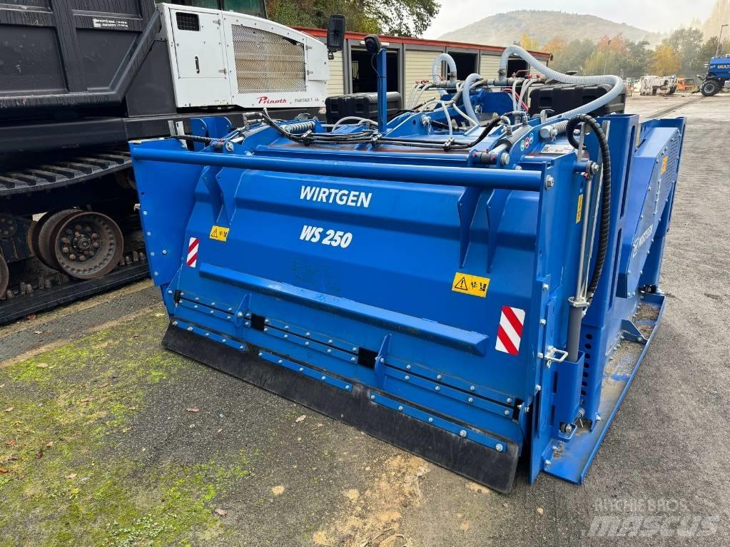Wirtgen WS250 アスファルトコールドミリングマシーン