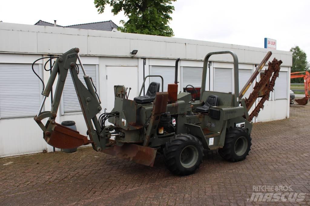 Ditch Witch 3210 トレンチャー