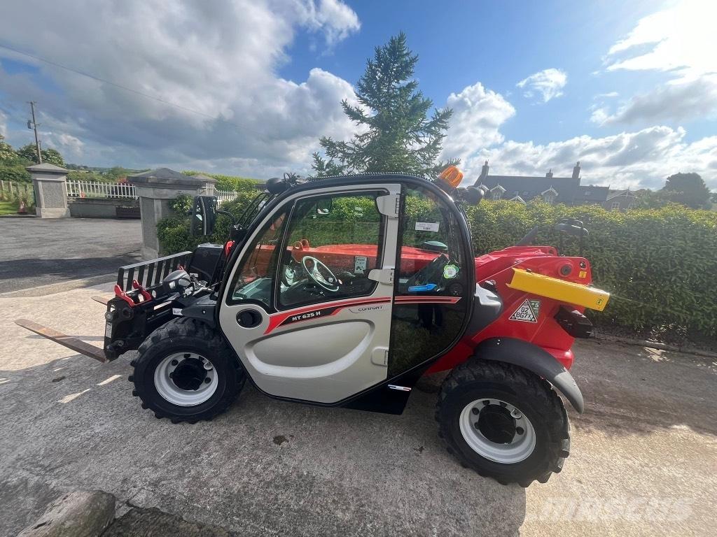 Manitou 625 H テレスコーピックハンドラー