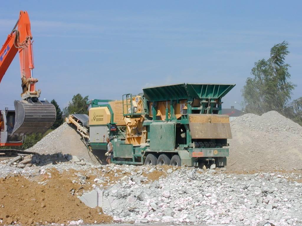 MFL RCI 130-130/W DE 自走式クラッシャー