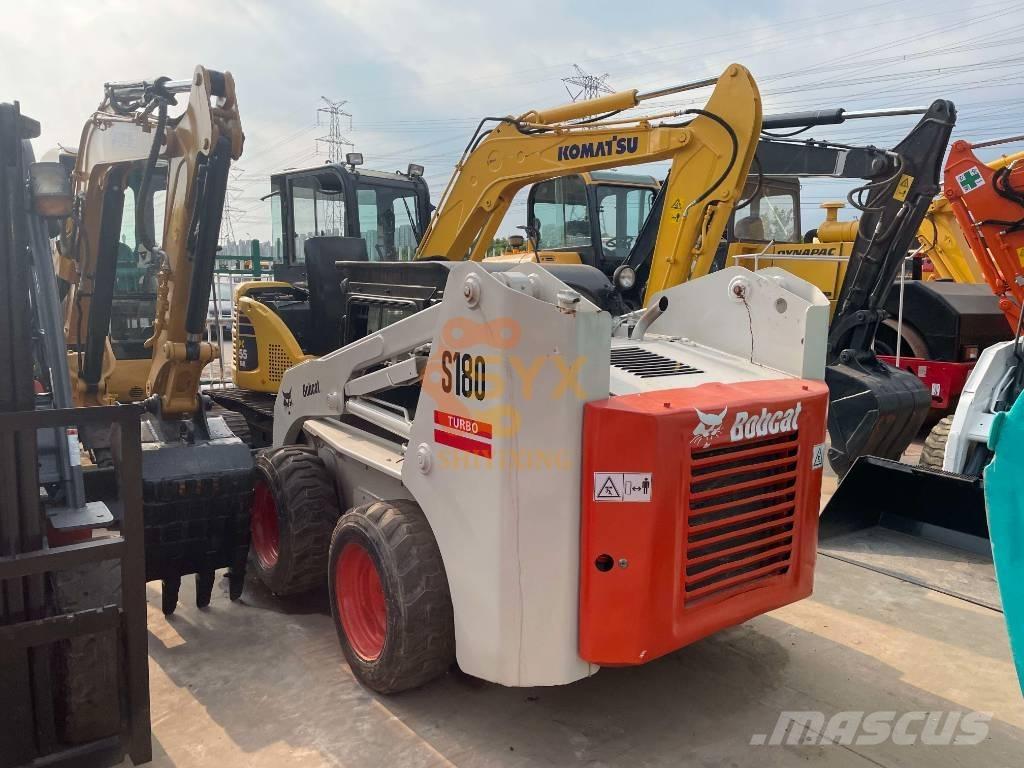 Bobcat S180 スキッドステアローダー