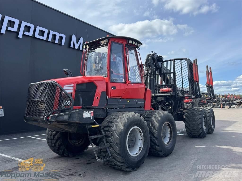 Komatsu 895 フォワーダー
