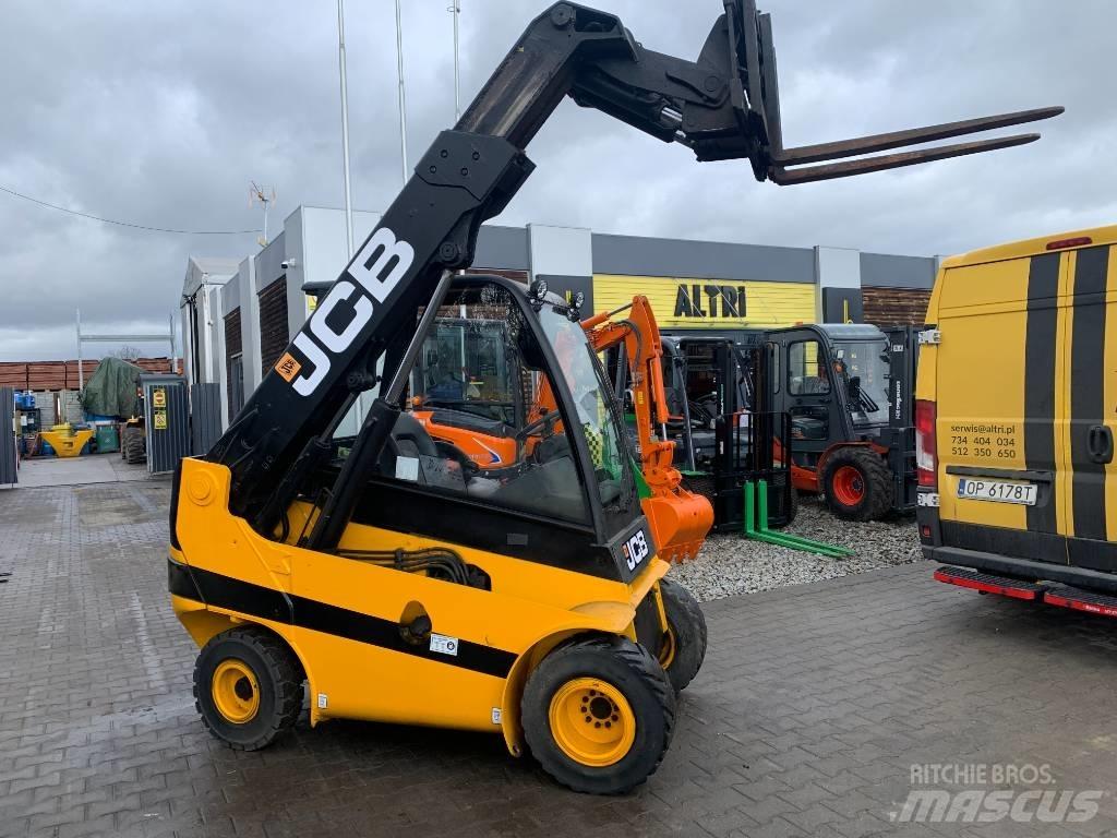 JCB TLT 30 D テレスコーピックハンドラー