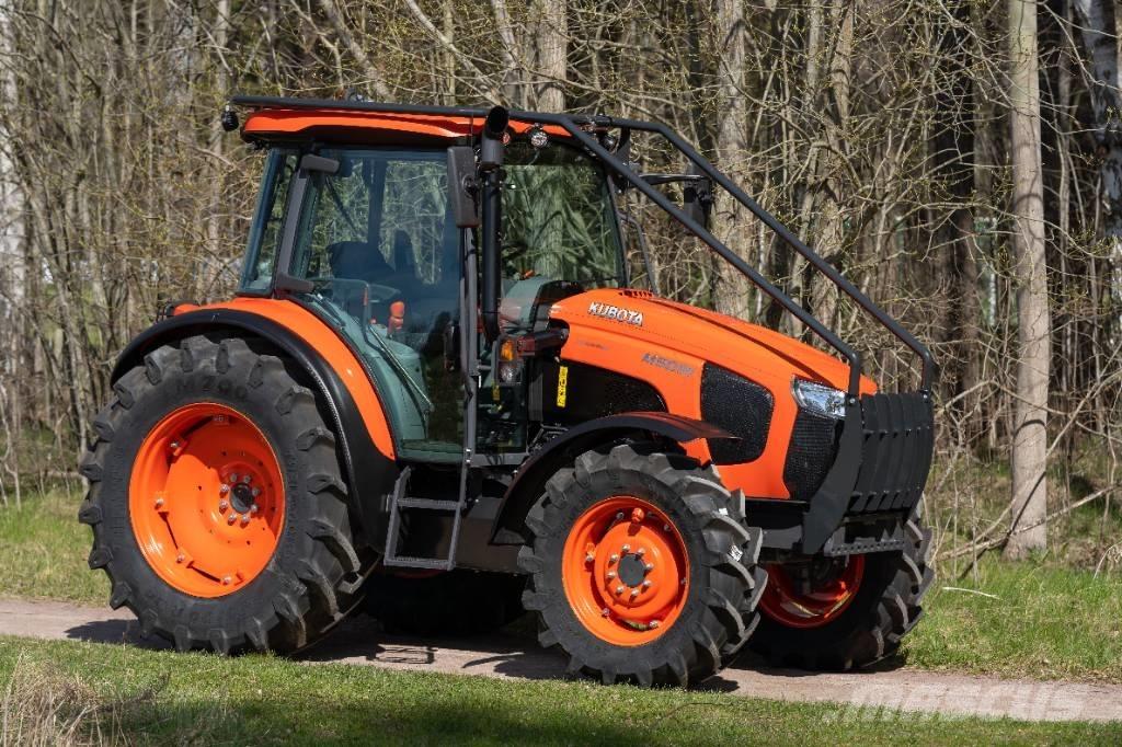 Kubota M5-112 トラクター