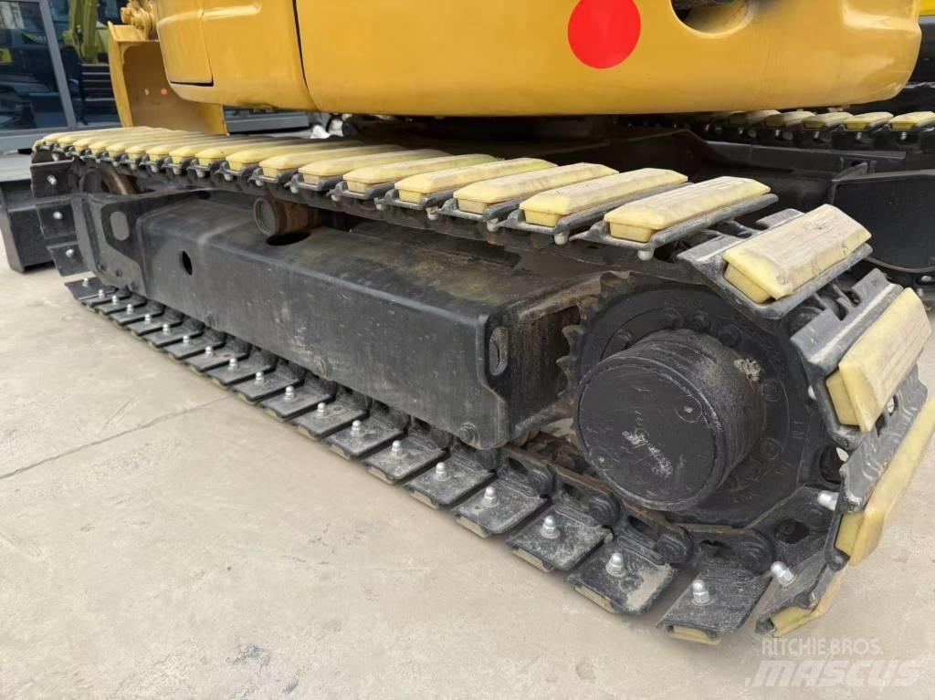 CAT 303.5 E ミニ油圧ショベル 7t以下（ミニユンボ・ミニディガー）