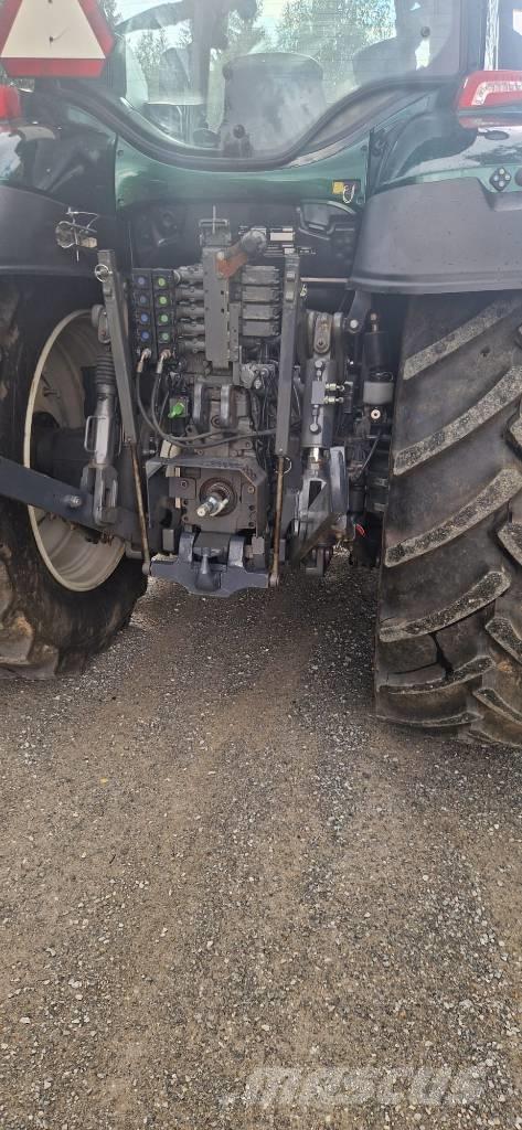 Valtra T194 versu トラクター