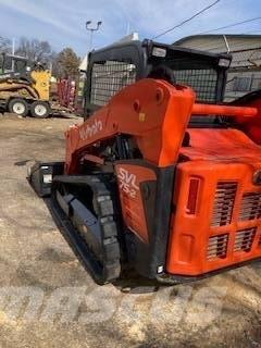 Kubota SVL 75-2 スキッドステアローダー