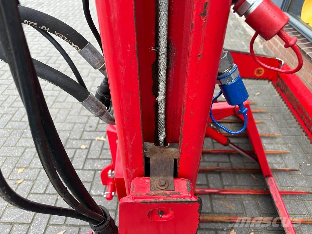 Trioliet TU-180 XL サイロアンローダー