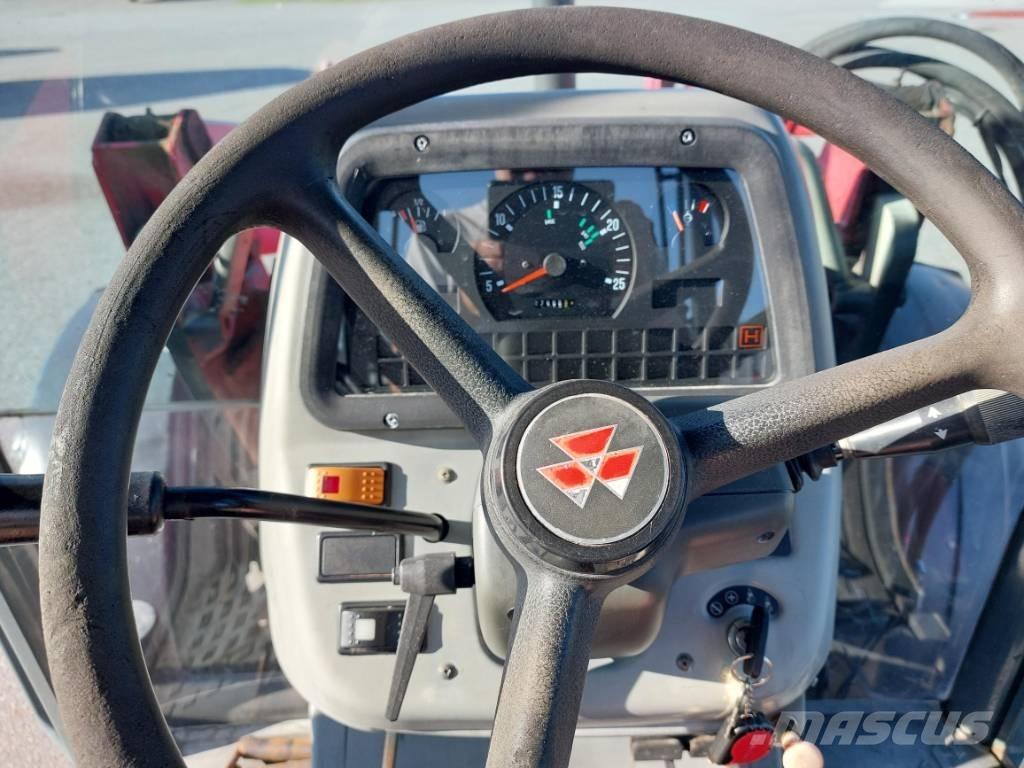 Massey Ferguson 4245 トラクター