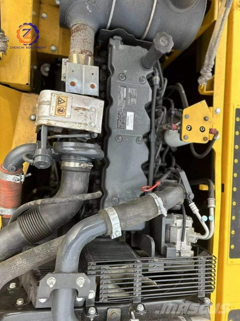 Komatsu PC 240-8 大型油圧ショベル12t以上（パワーショベル・ユンボ）