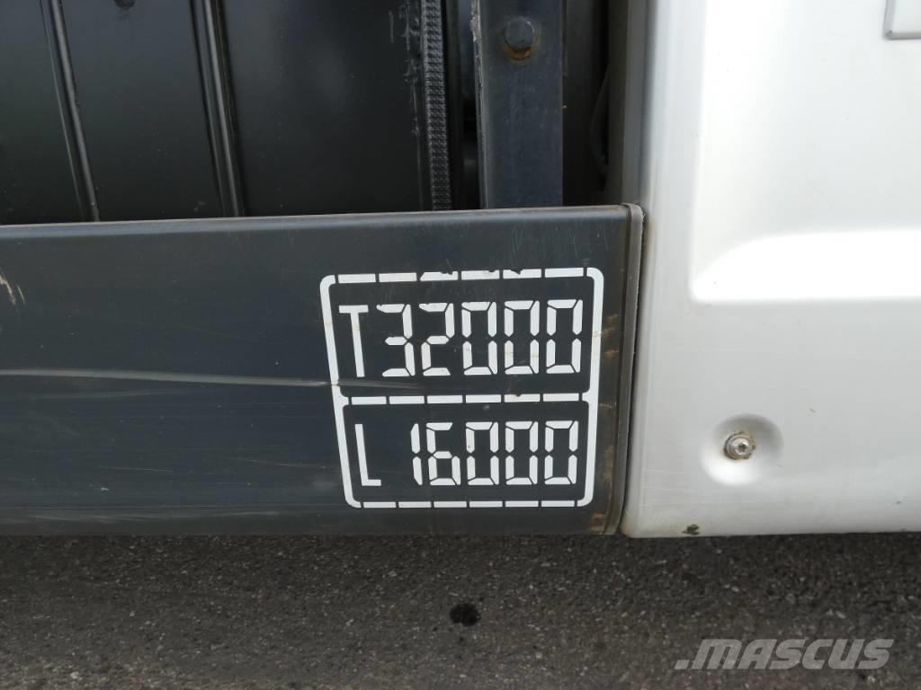 MAN TGS 35.460 クレーントラック、ユニック車