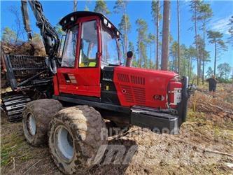 Komatsu 865 フォワーダー