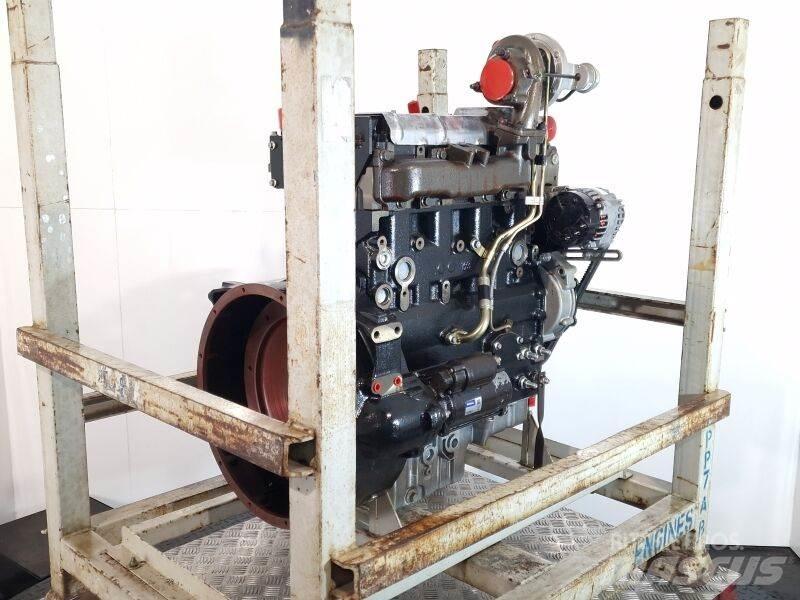 Perkins 1104D-44TA エンジン