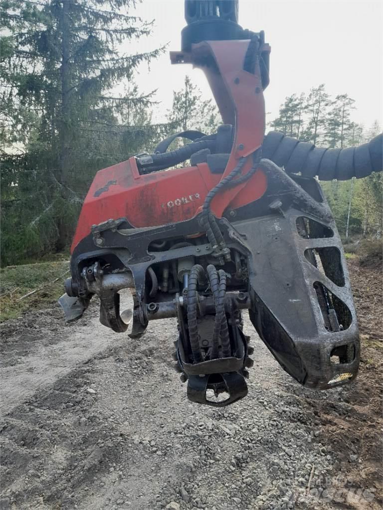 Komatsu C93 ハーベスタヘッド
