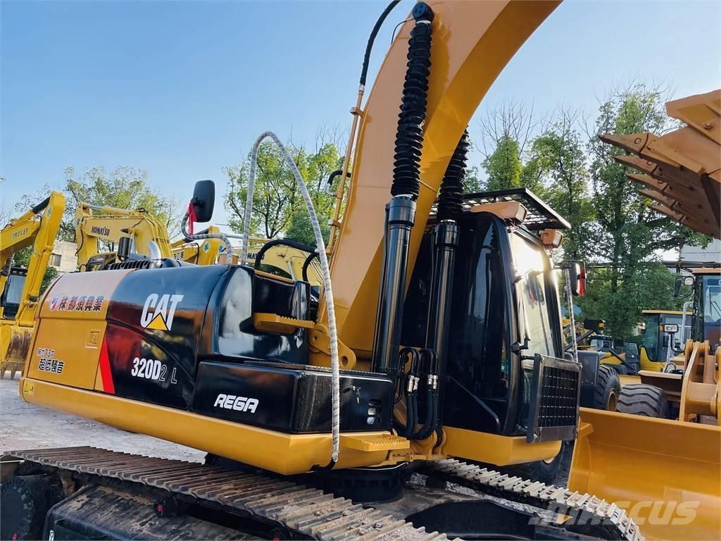 CAT 320D2L 大型油圧ショベル12t以上（パワーショベル・ユンボ）