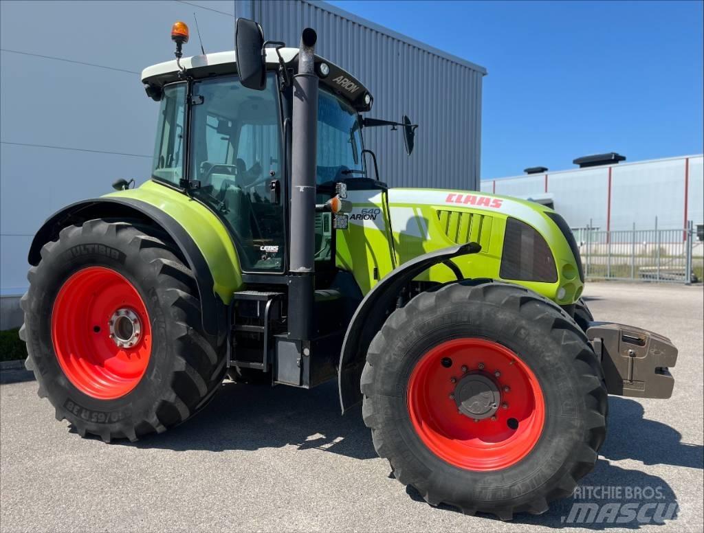 CLAAS Arion 640 トラクター