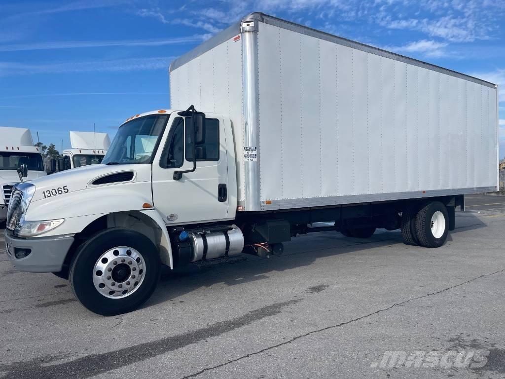 International 4300 ボックスボディー、ウイング、箱車