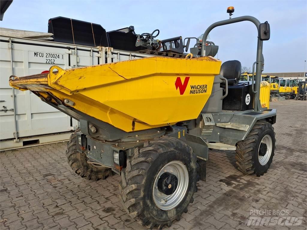 Wacker Neuson DW50 サイト　ダンプ