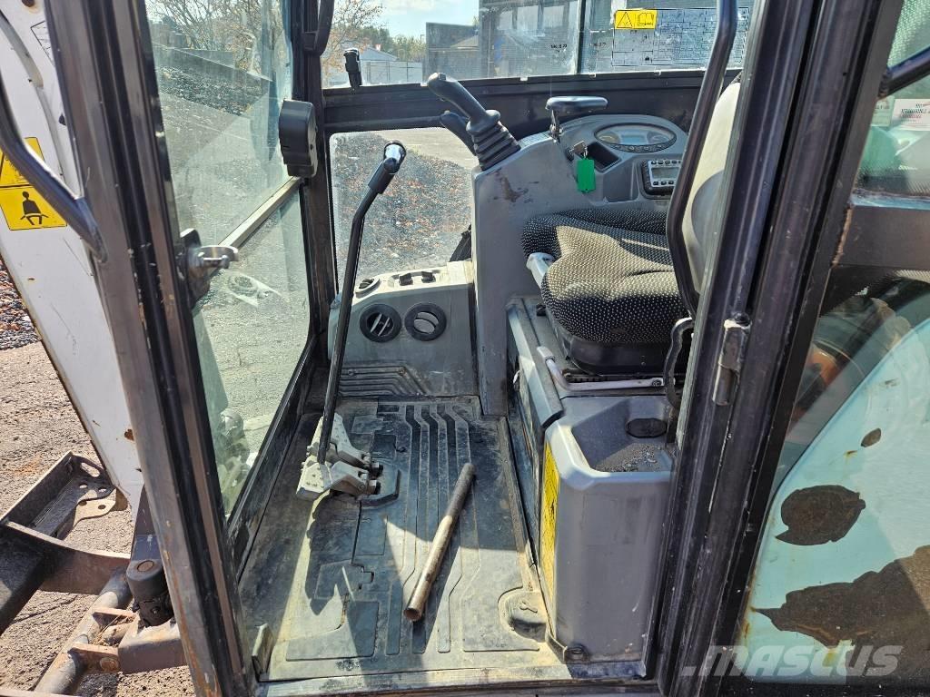 Bobcat E 19 ミニ油圧ショベル 7t以下（ミニユンボ・ミニディガー）