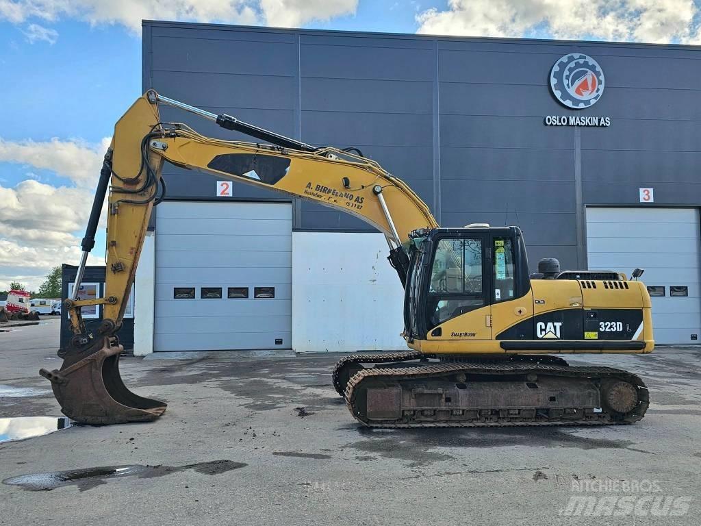 CAT 323 D L 大型油圧ショベル12t以上（パワーショベル・ユンボ）
