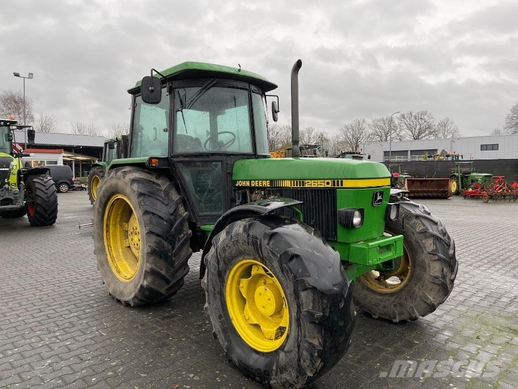 John Deere 2650 トラクター