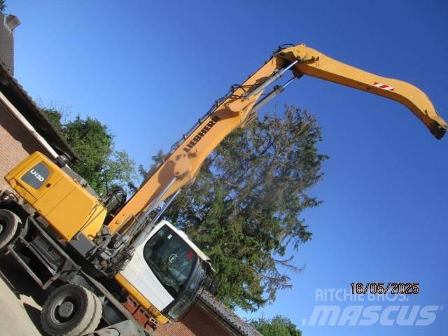 Liebherr LH 30 M 廃棄物／工業産廃処理機