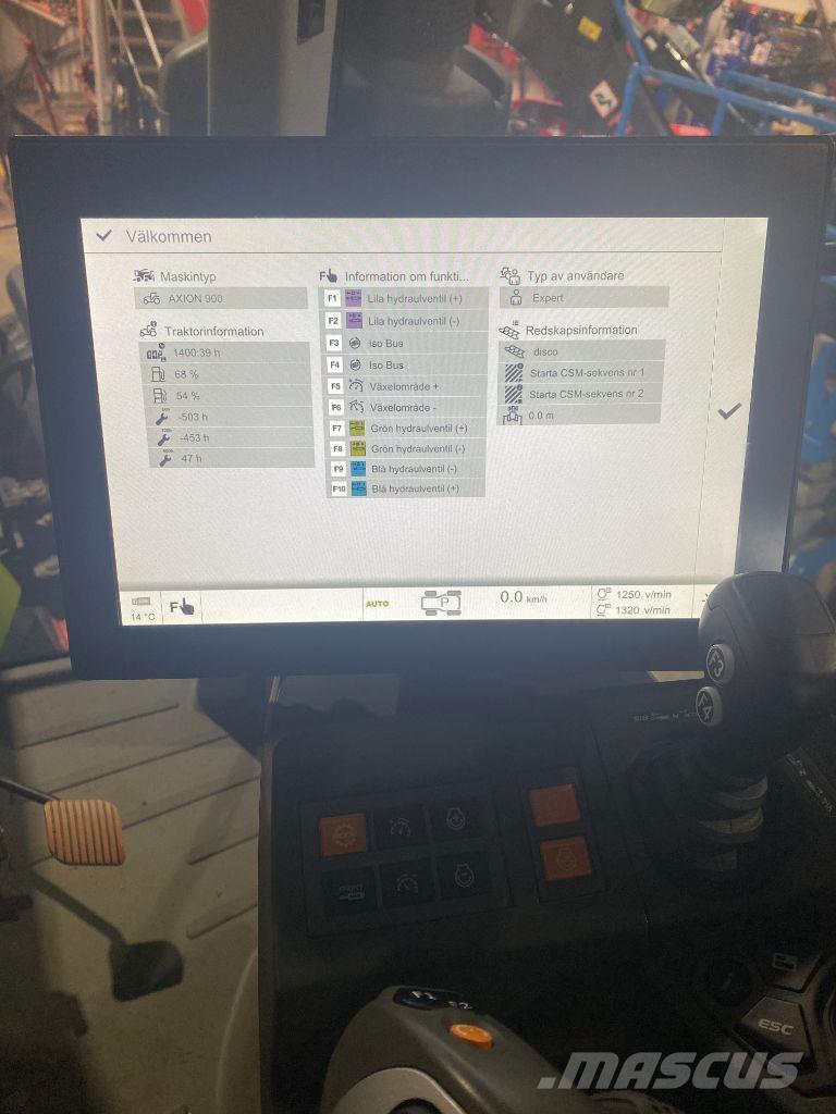 CLAAS Axion 930 トラクター