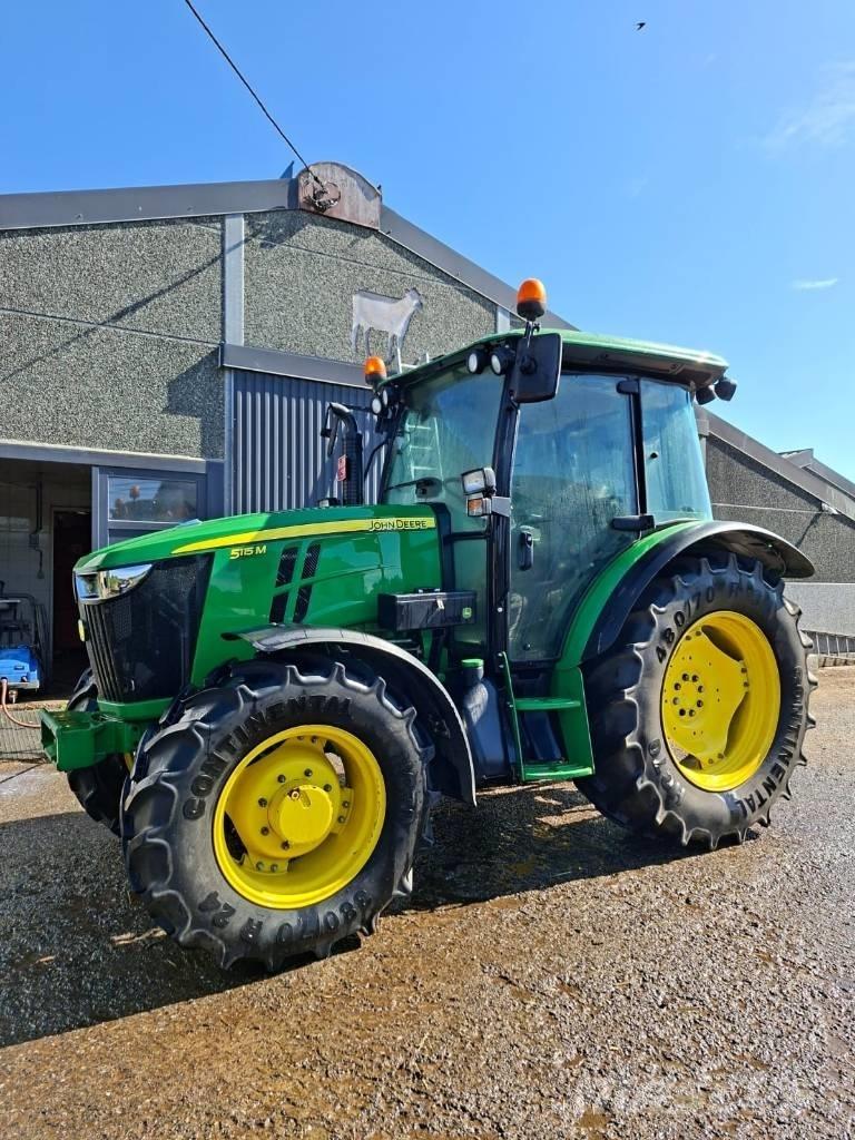 John Deere 5115M トラクター