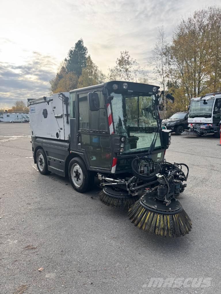 Schmidt Swingo 200 路面清掃機