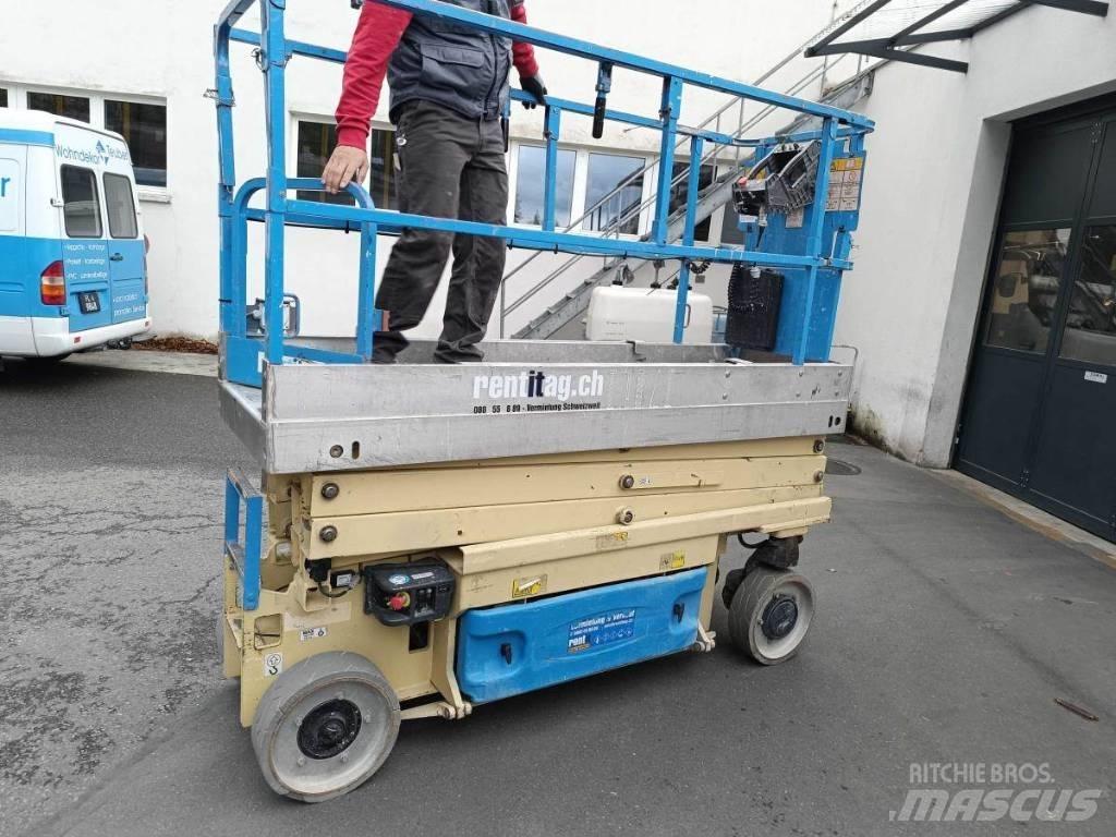 JLG 2030 ES シザースリフト