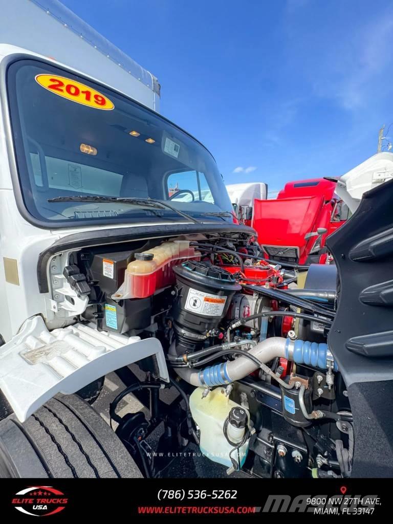 Freightliner M106 ボックスボディー、ウイング、箱車