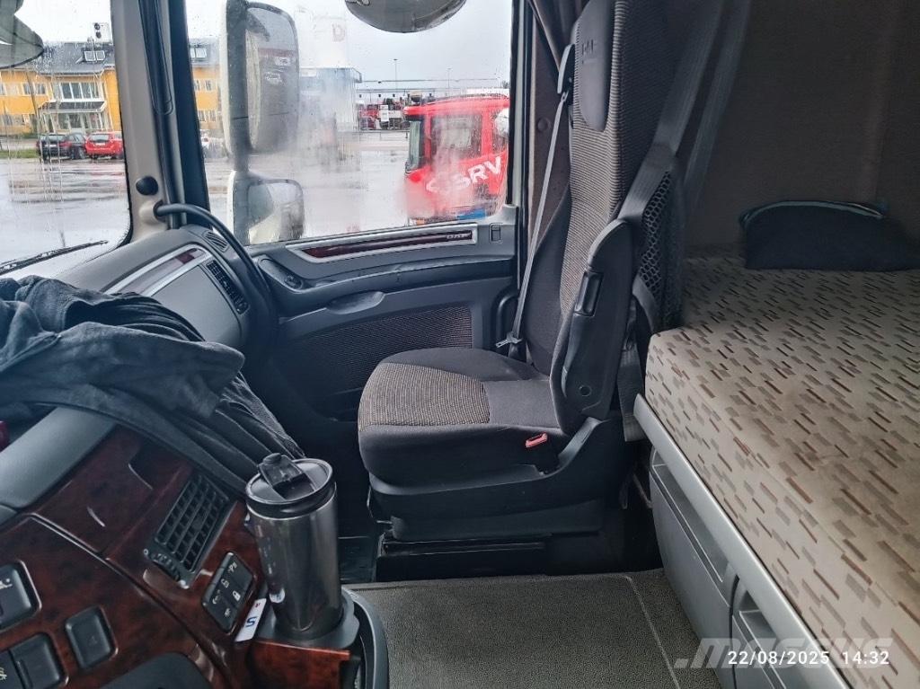 DAF XF 510 アームロール