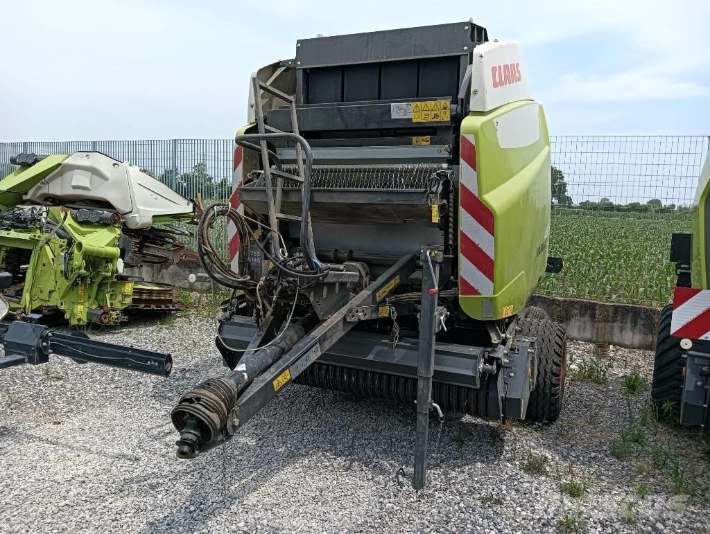 CLAAS Variant 480 RF ラウンドベーラー