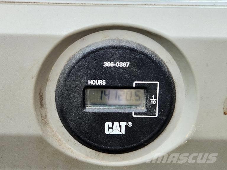 CAT 330F 大型油圧ショベル12t以上（パワーショベル・ユンボ）
