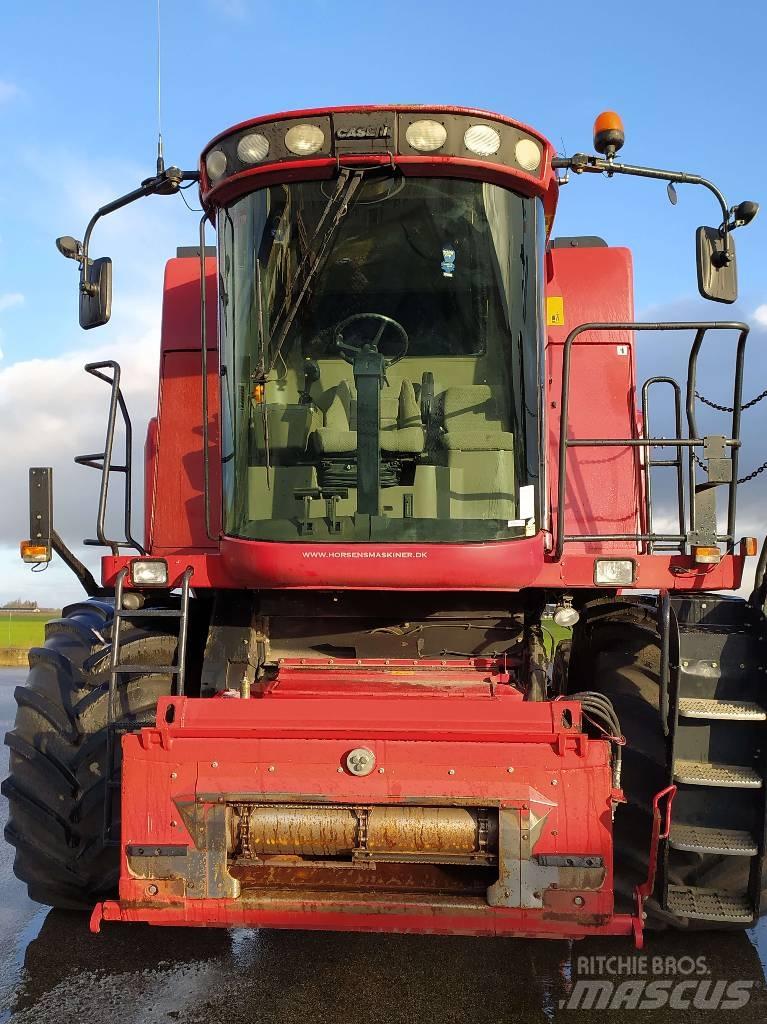 Case IH 7088 コンバイン