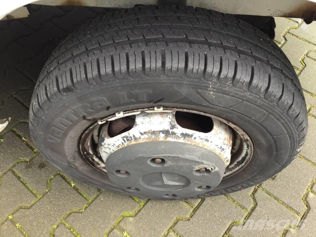 Mercedes-Benz 416 中古トラクターヘッド | トレーラーヘッド