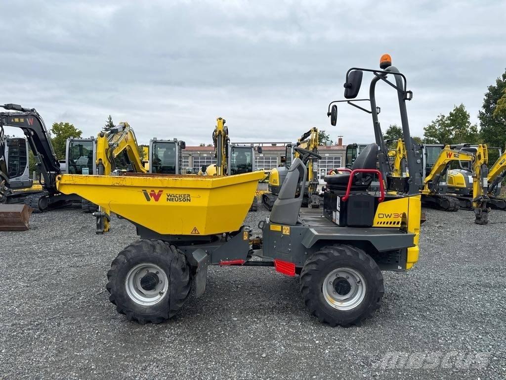 Wacker Neuson DW30 サイト　ダンプ