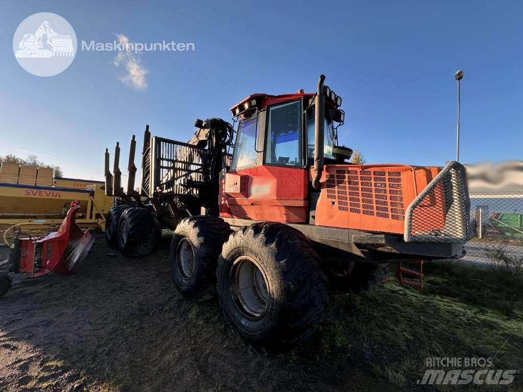Valmet 890.3 フォワーダー