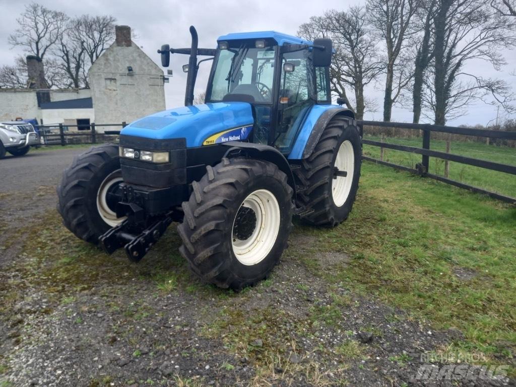 New Holland TM 165 トラクター