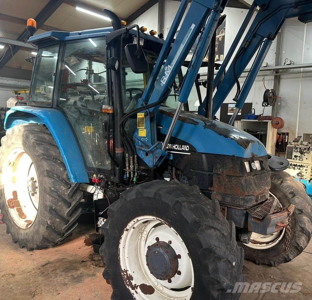 New Holland TS 90 トラクター