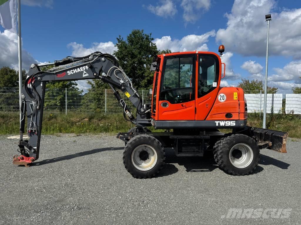 Yanmar / Schaeff TW95 ホイール式油圧ショベル（パワーショベル・ユンボ・バックホー）