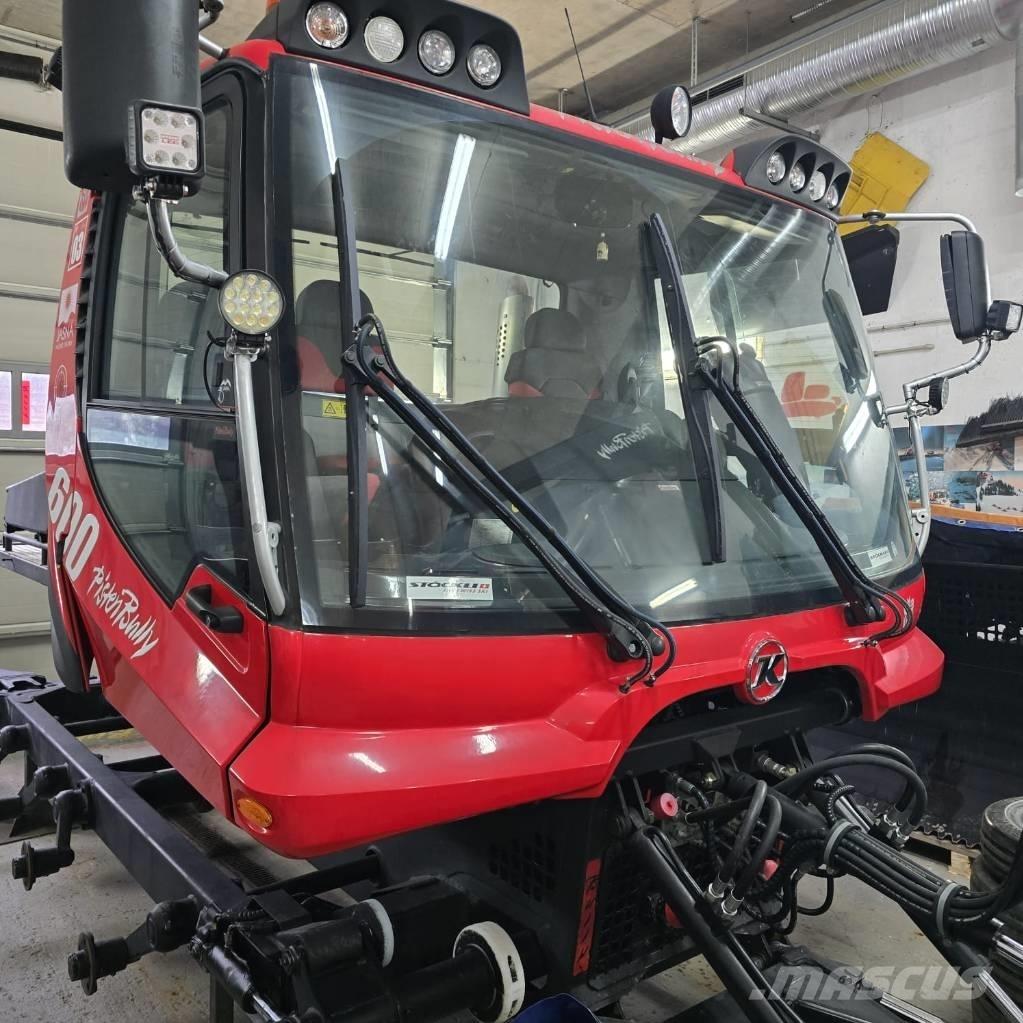 Kässbohrer PB 600 スノーグルーマー