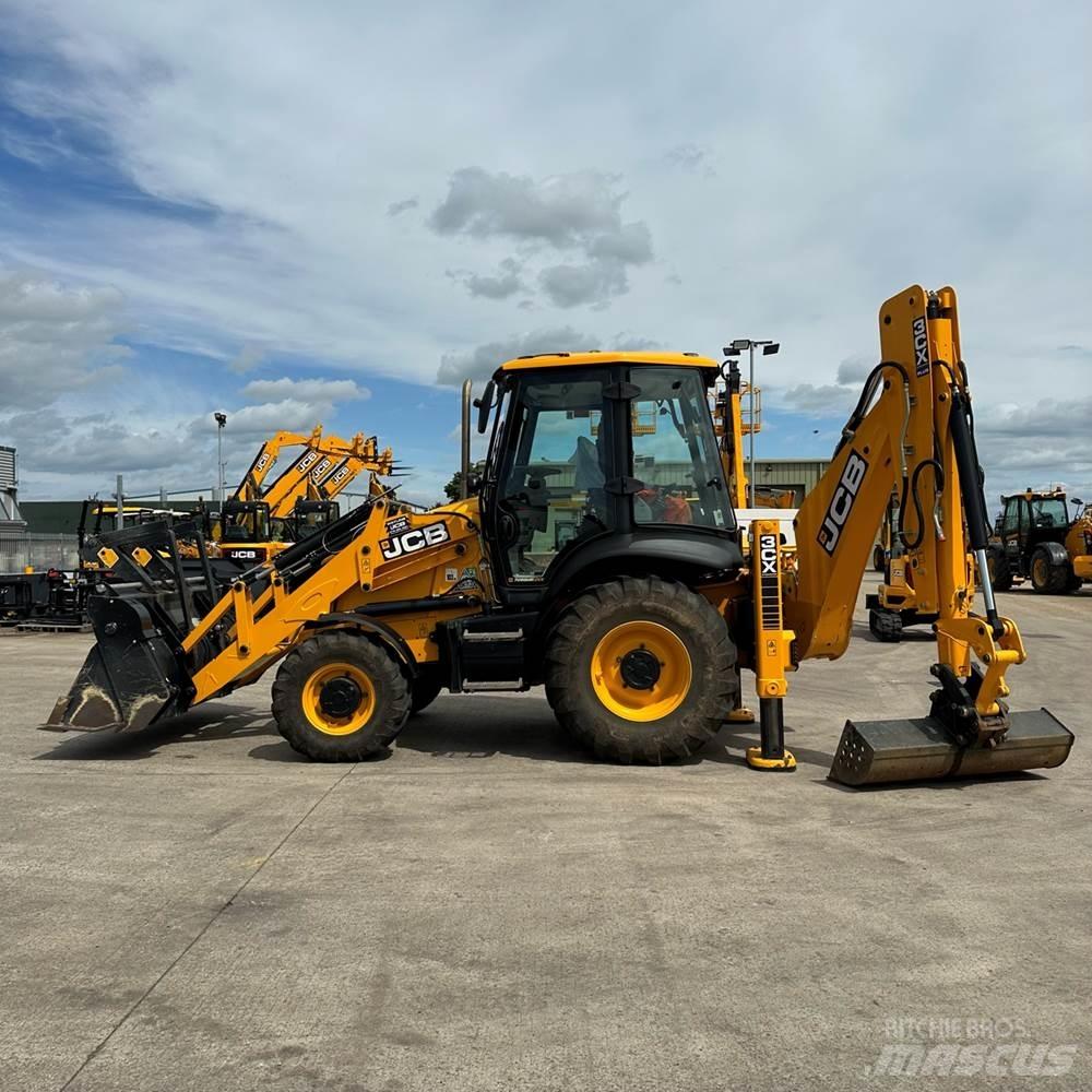 JCB 3CX Plus バックホーローダー