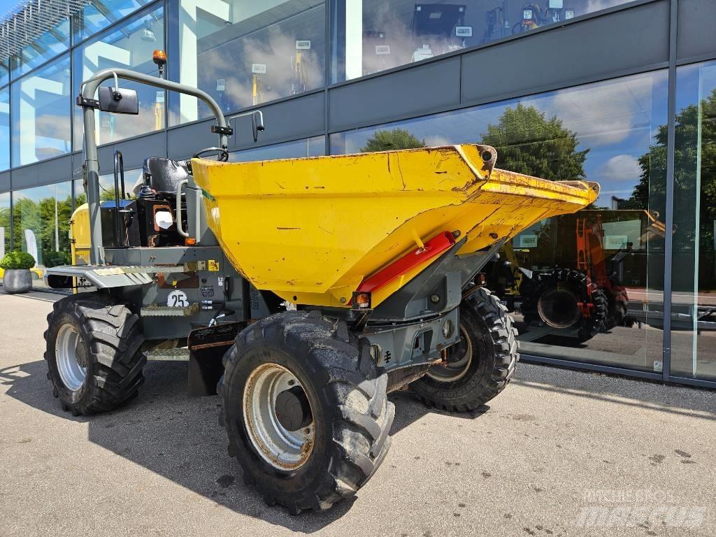 Wacker Neuson DW 60 サイト　ダンプ