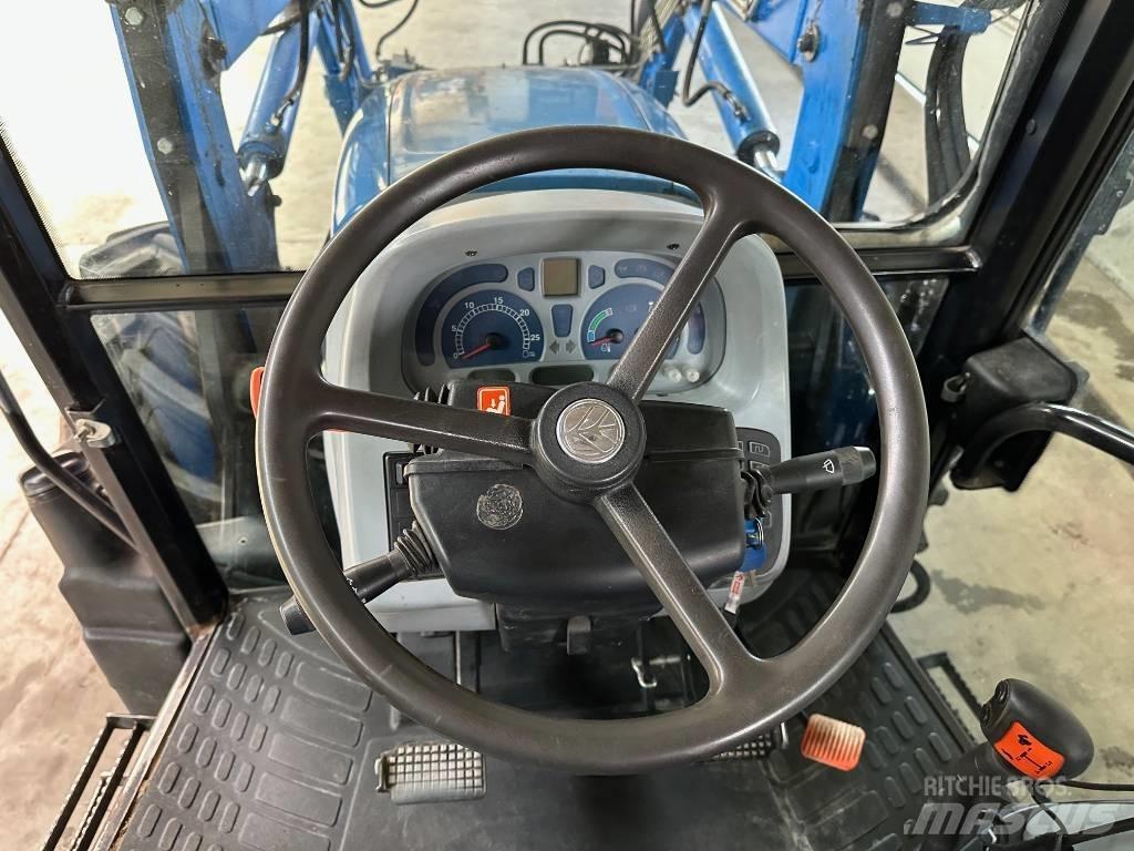 New Holland T 5040 トラクター