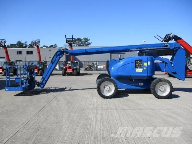 JLG 600 AJ (253) 小型自走式ブームリフト