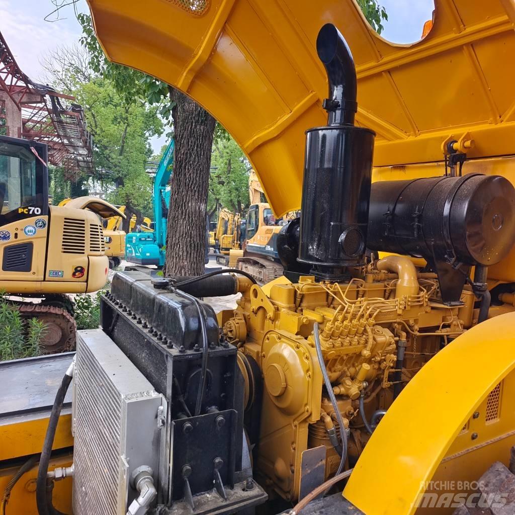 XCMG XS 223 J 振動ローラ