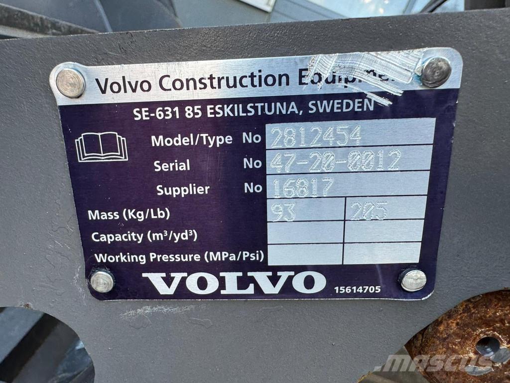 Volvo L30G ホイールローダー・タイヤショベル