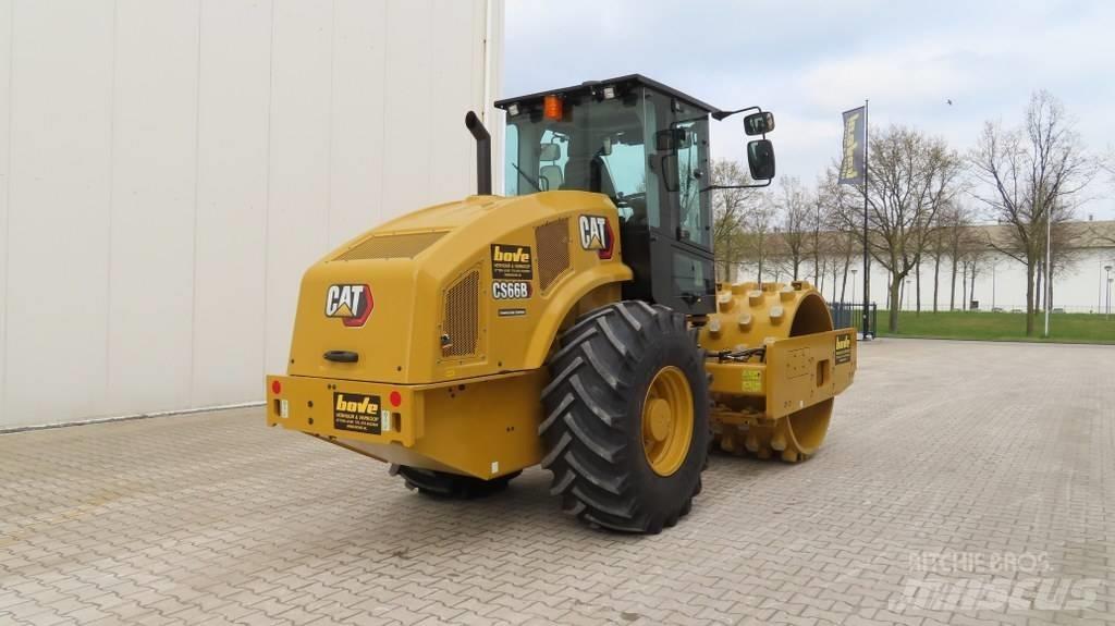 CAT CS 66 B 振動ローラ