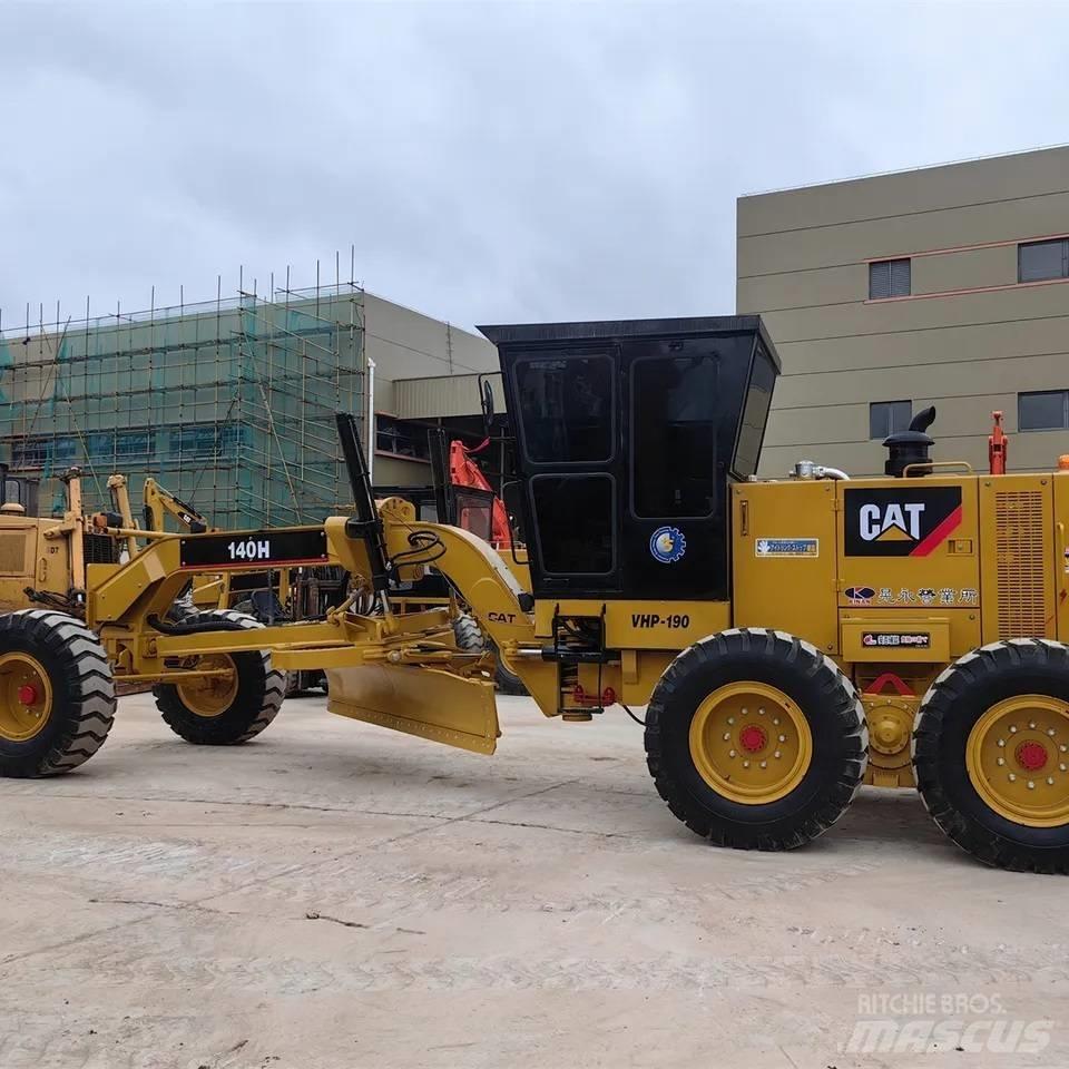 CAT 140H モーターグレーダー